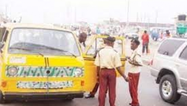 Traffic gridlock: LASTMA apprehends 19 vehicles for contravention in Lagos